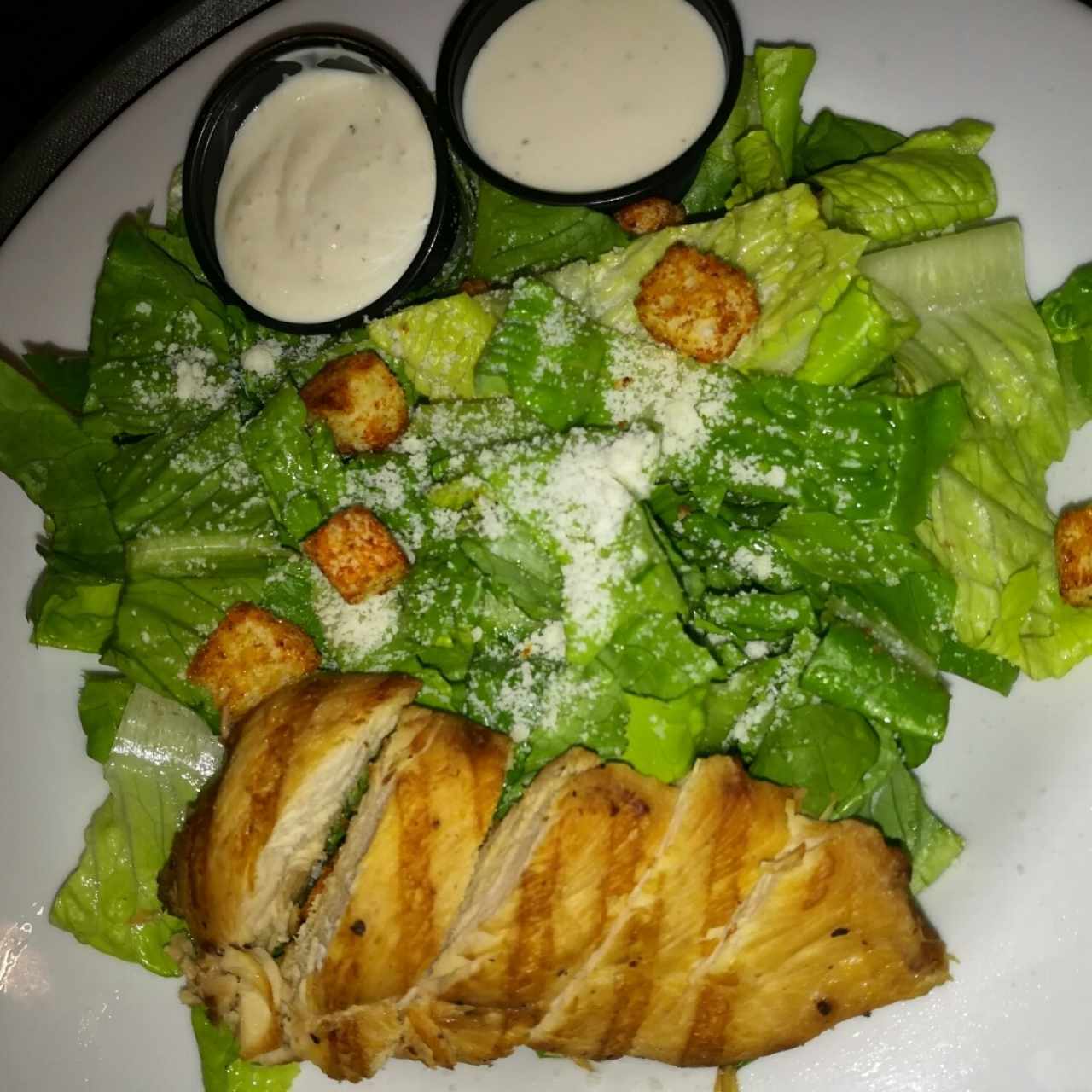 Ensalada Caesar con pollo