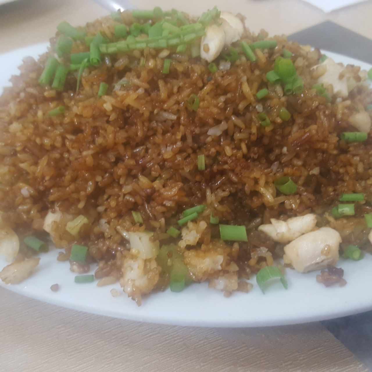 Arroz frito de pollo