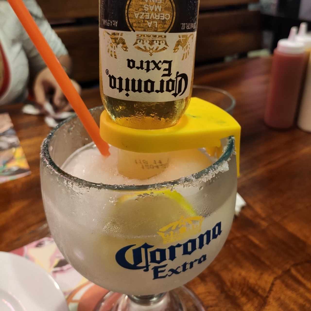 Margarita coronada