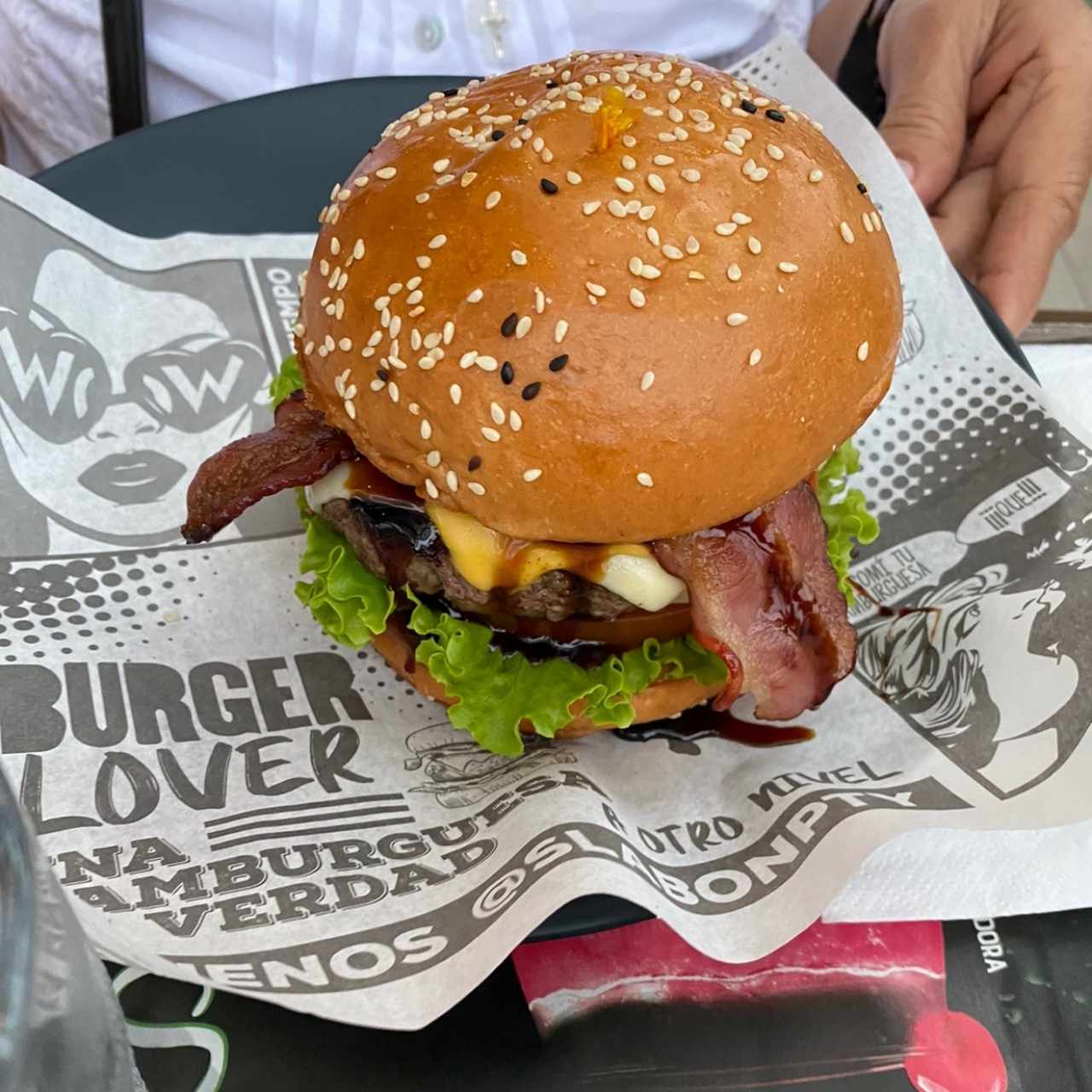 Burgers Clásicas - American Cheese Bacon