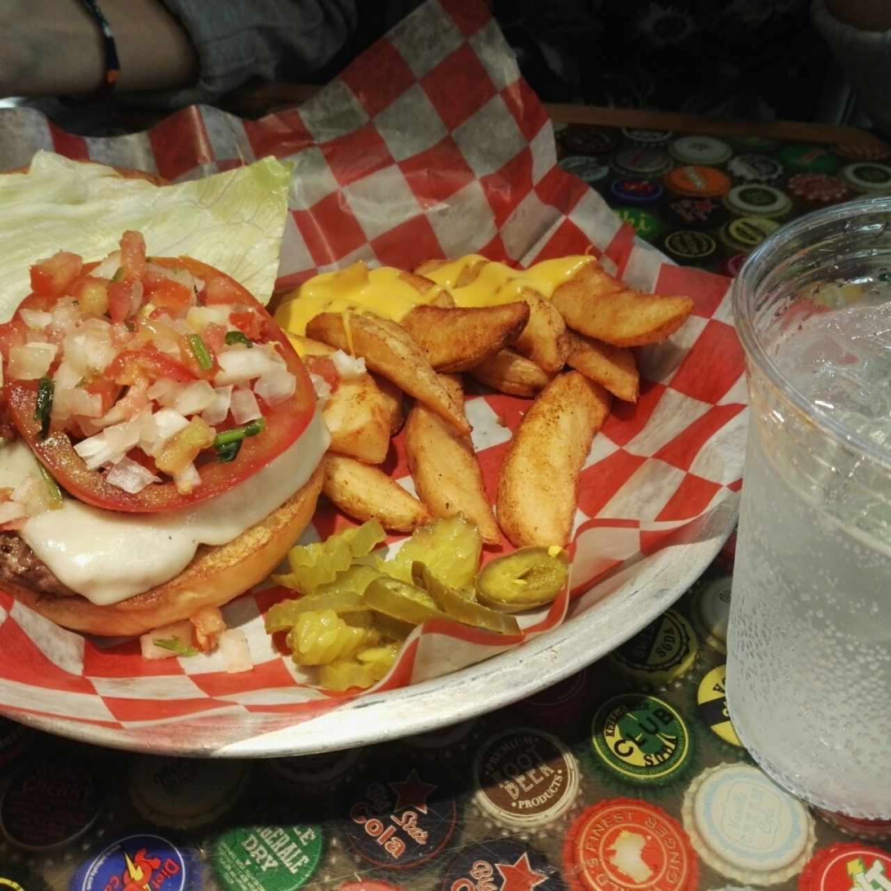 Hamburguesa 1/3 libra con queso y tocino