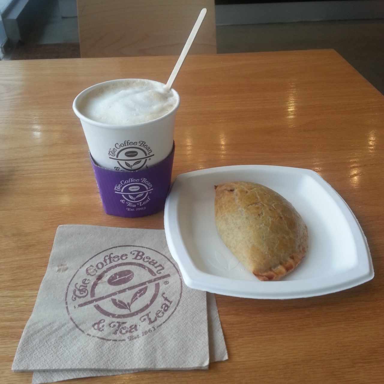 Espresso - Americano + empanada hongo porcini