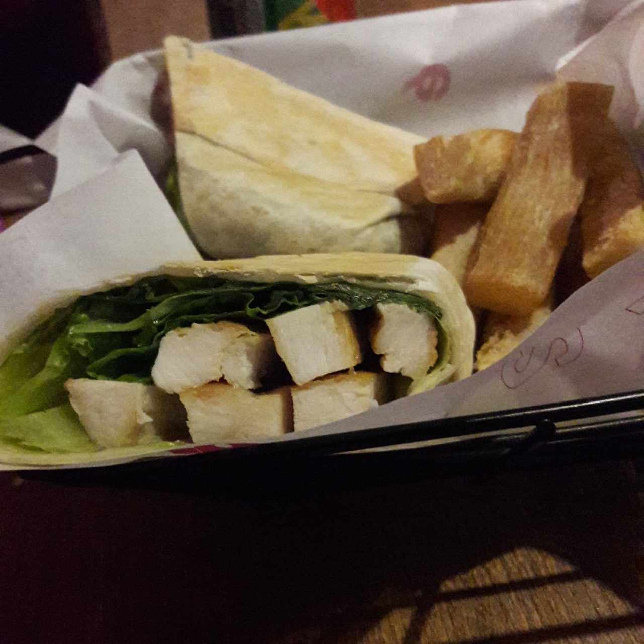 wrap de pollo con yuquitas