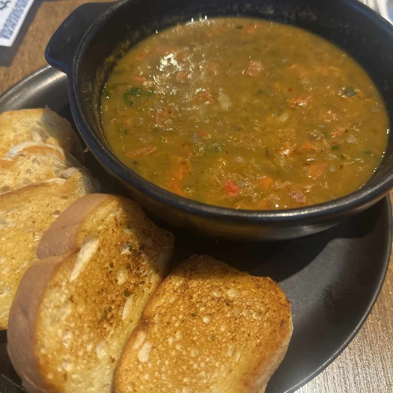 Para Picar - Sopa de Lenteja