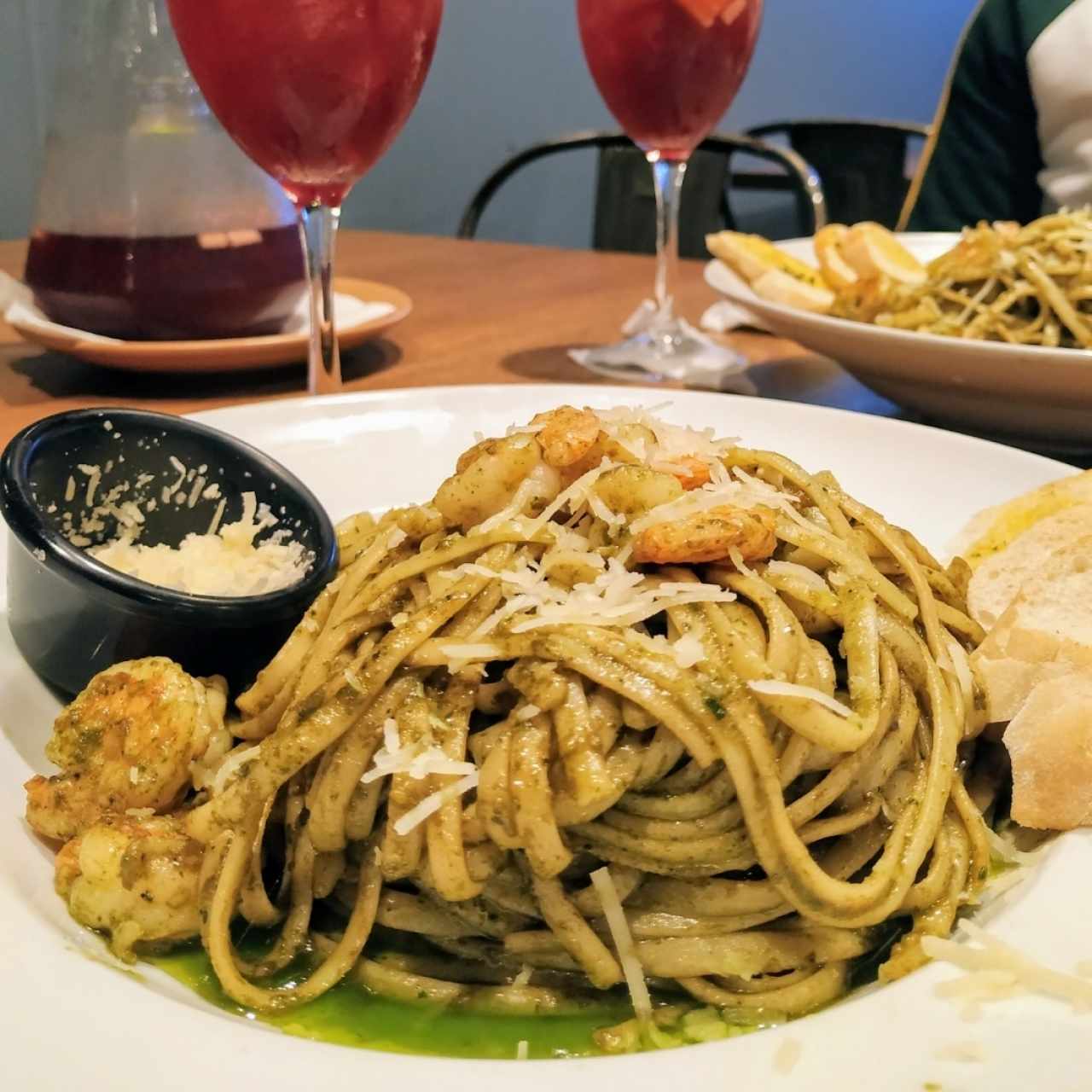 Al Pesto Con Camarones