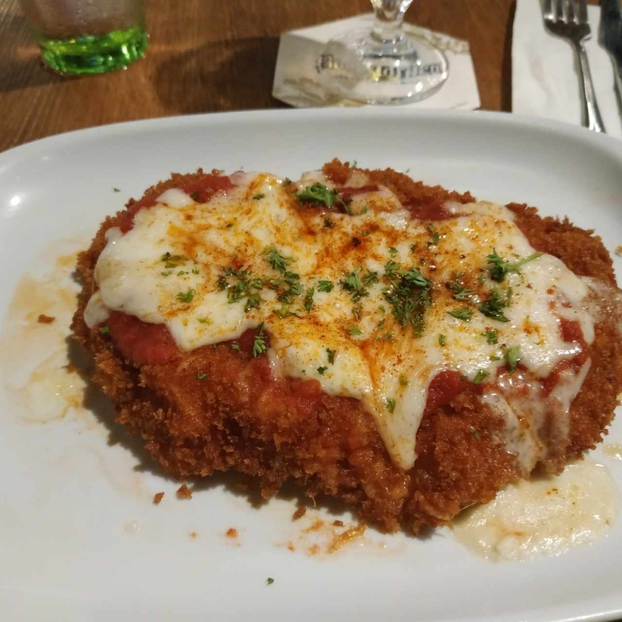 Milanesa de pollo gratinada