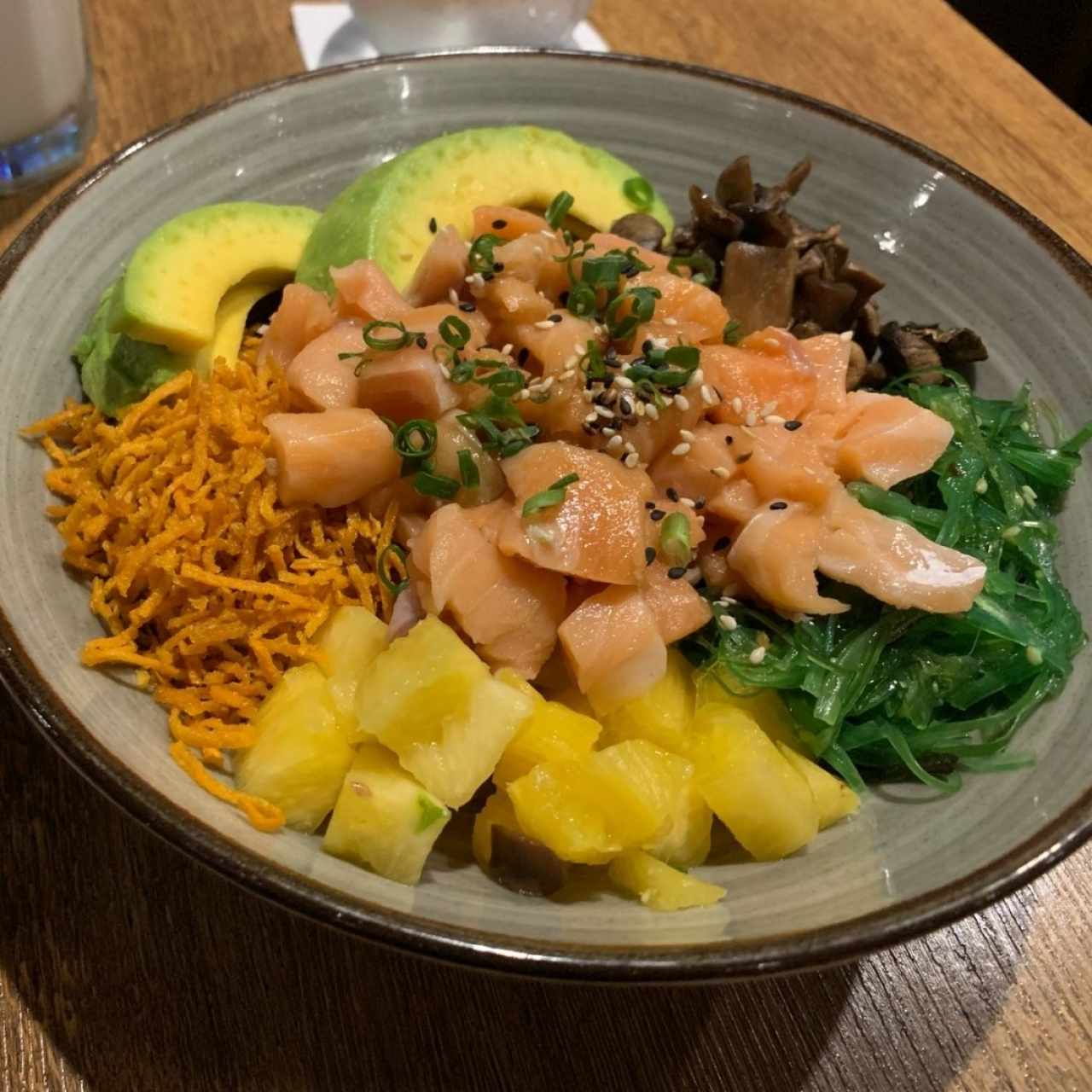 Saludable - Salmón Poke