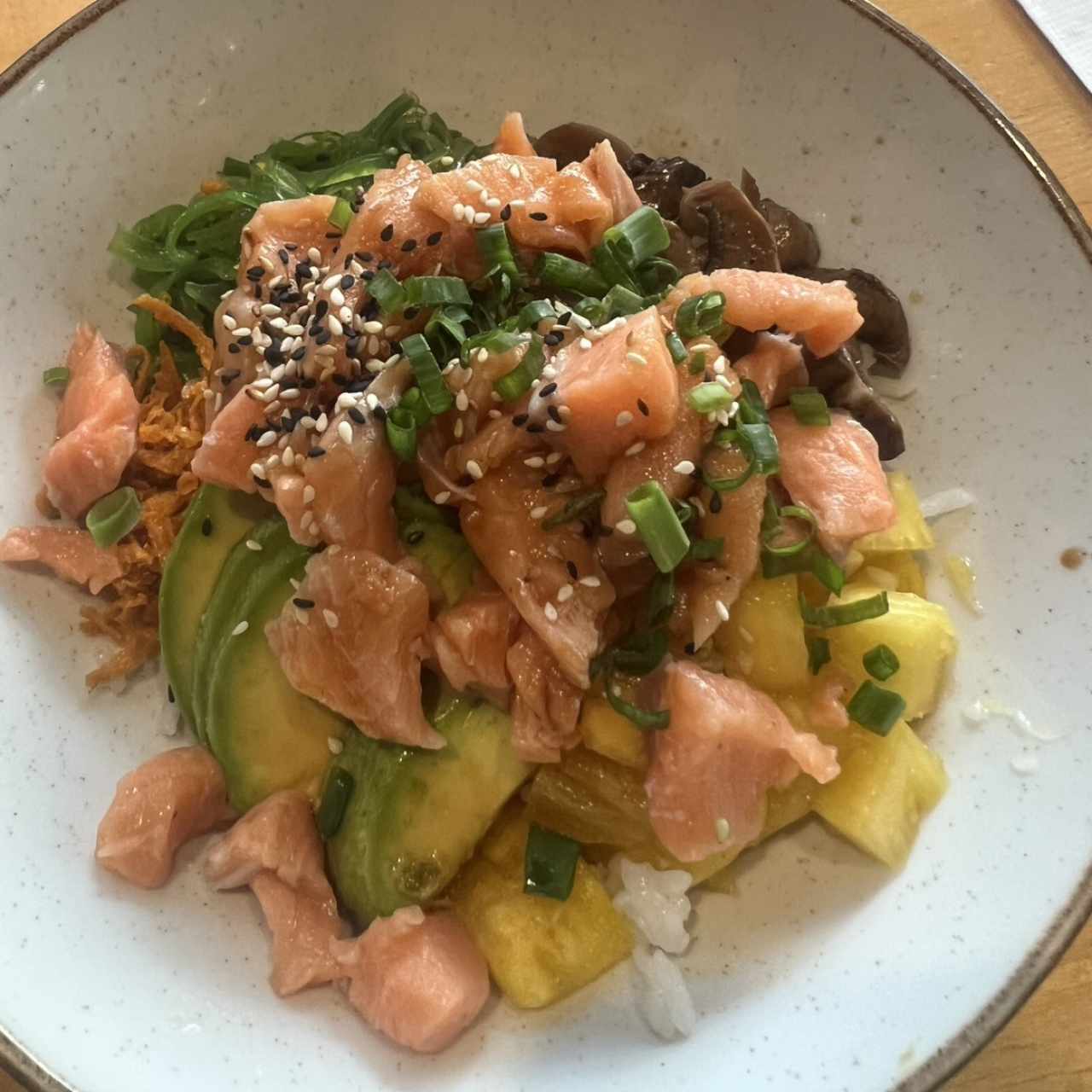 Saludable - Salmón Poke