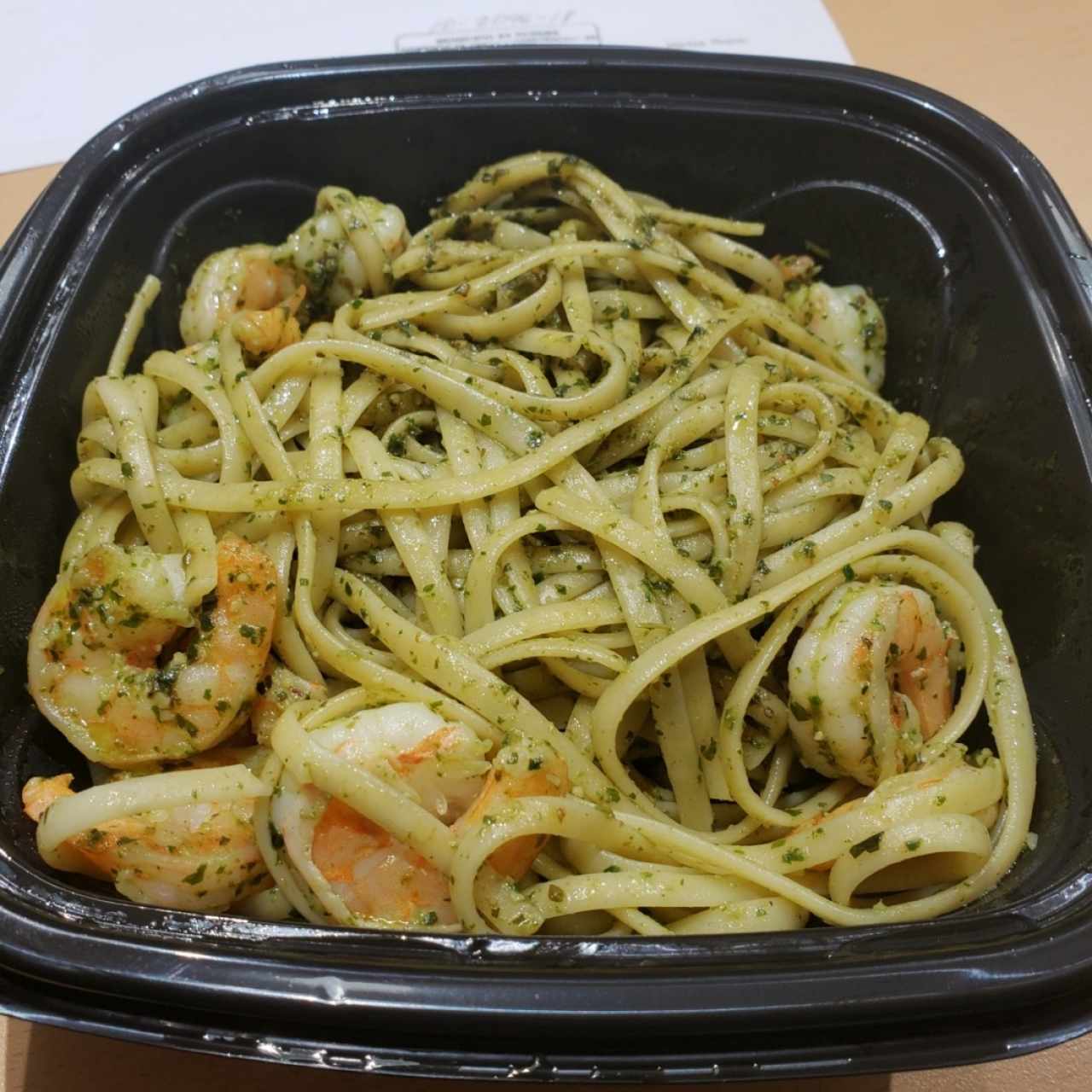 Fettuccini con camarones