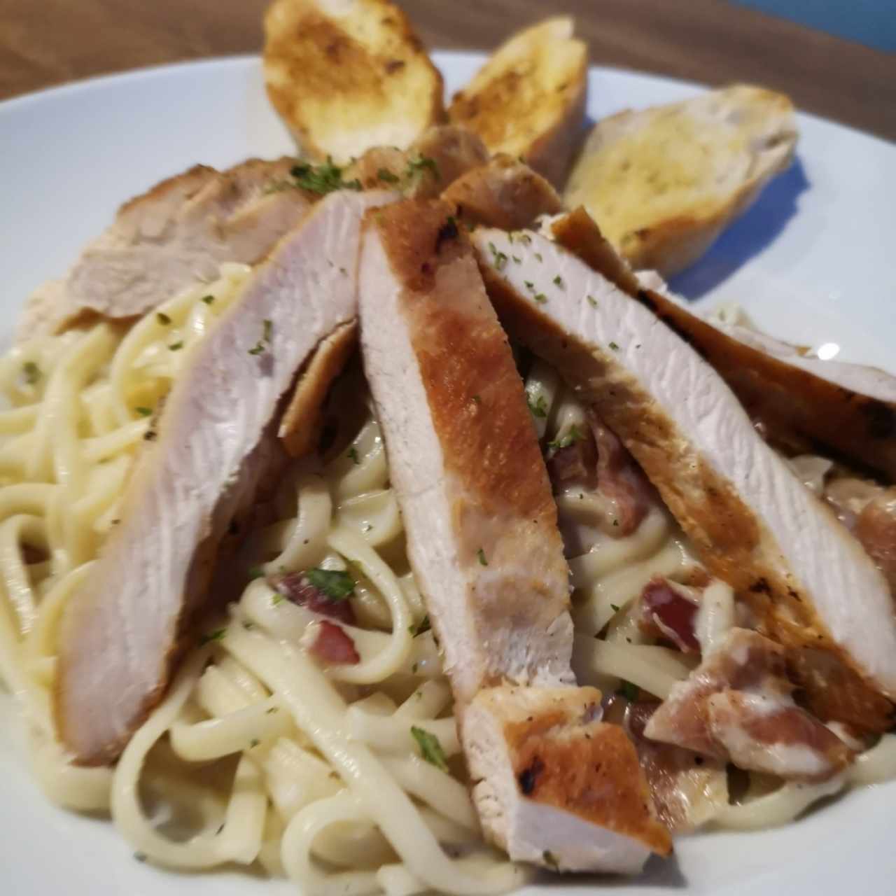 pasara carbonara con pollo