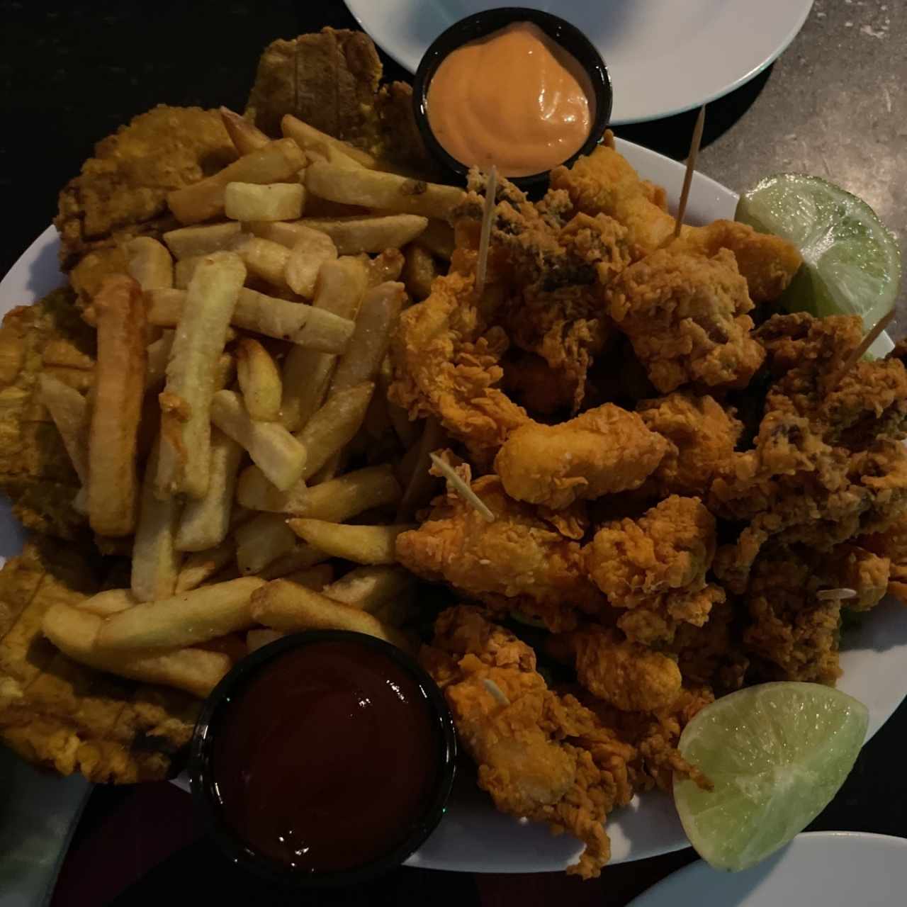 picada de mariscos