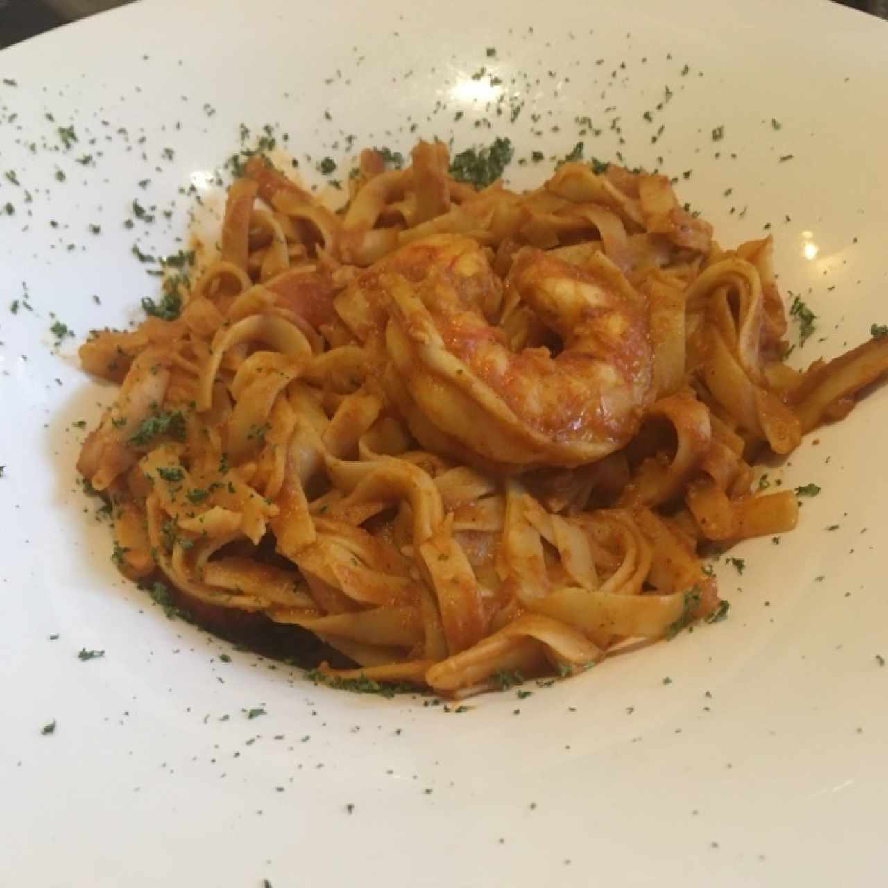 linguini mariscos