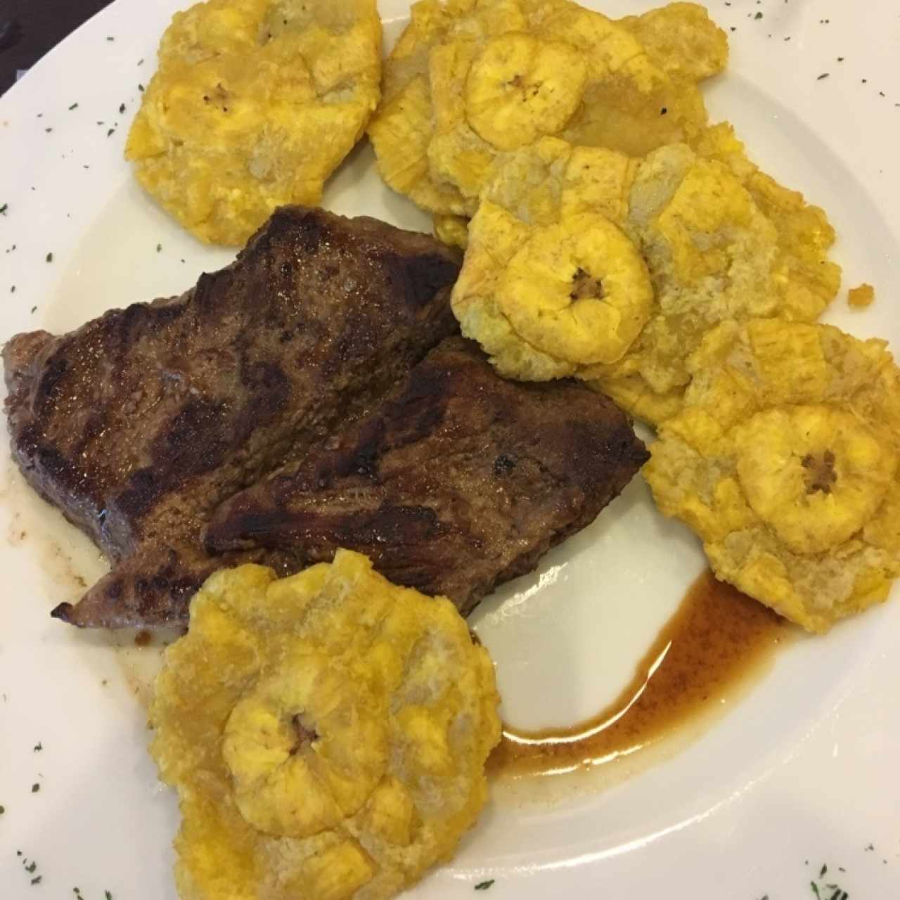 filete de res a la parrilla, muy bueno