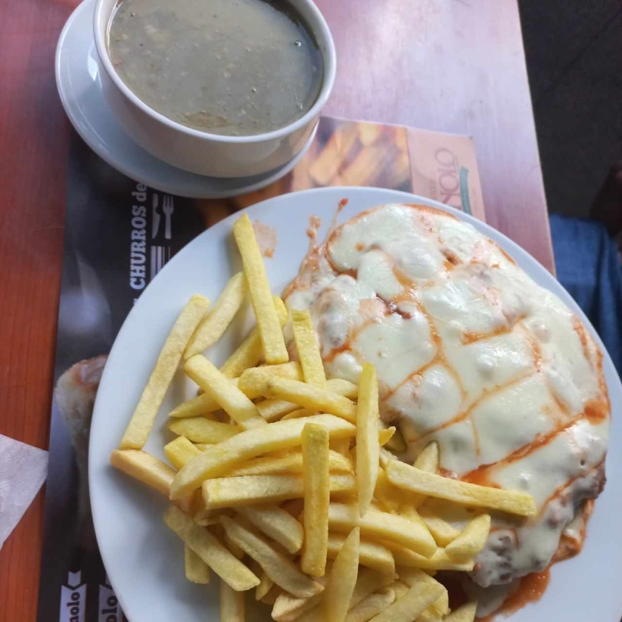 Milanesa de Pollo con papas 