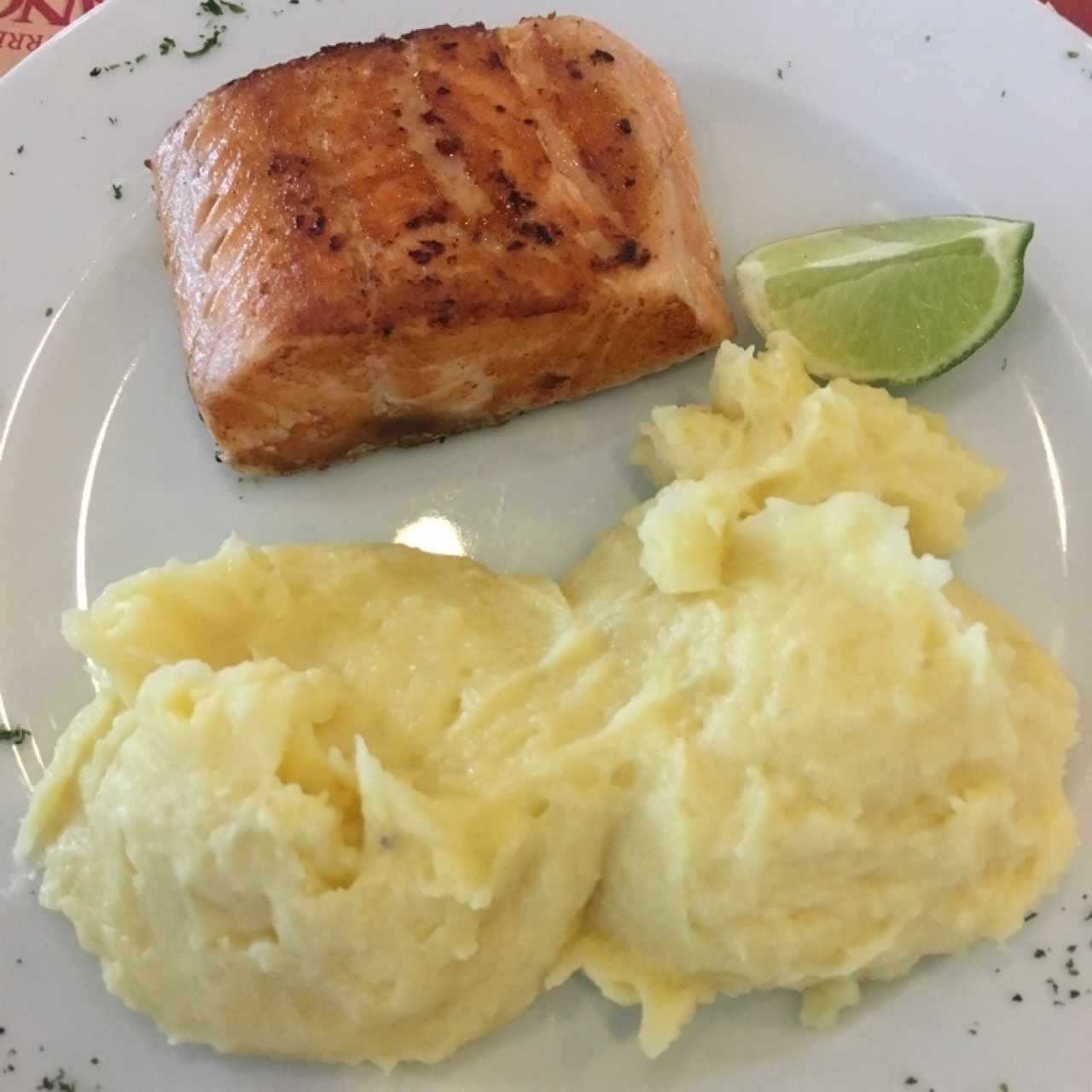 Salmón con puré