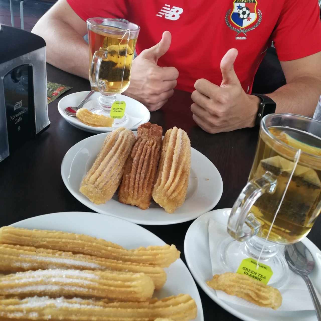 te, churros rellenos y sencillos