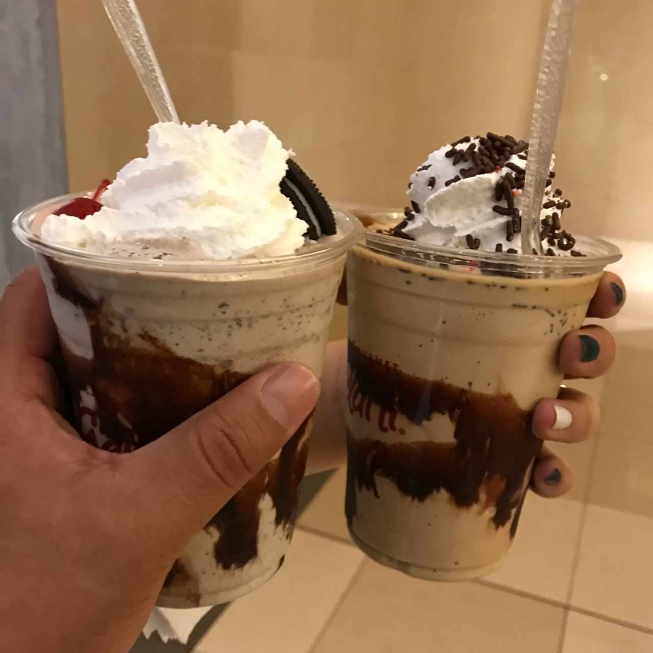 milkshake oreo y capuccino 