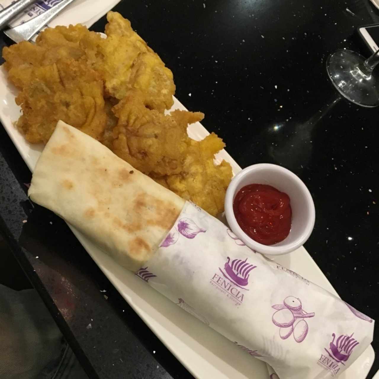 Shawarma de pollo con patacones