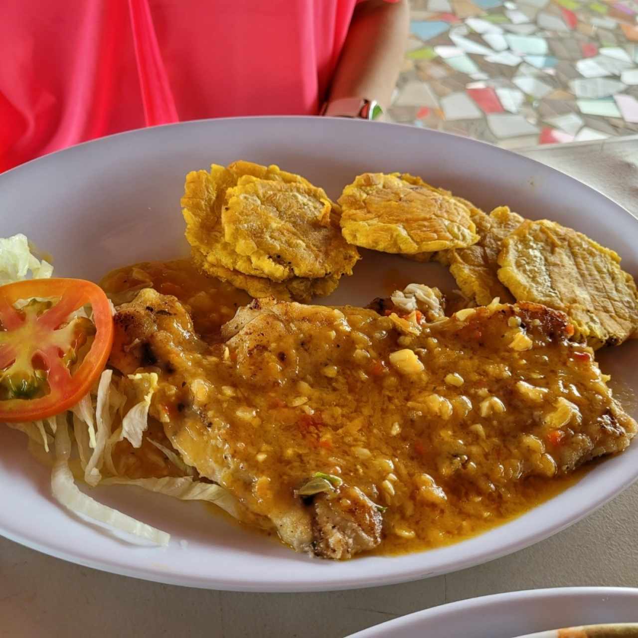 filete de pescado al ajillo