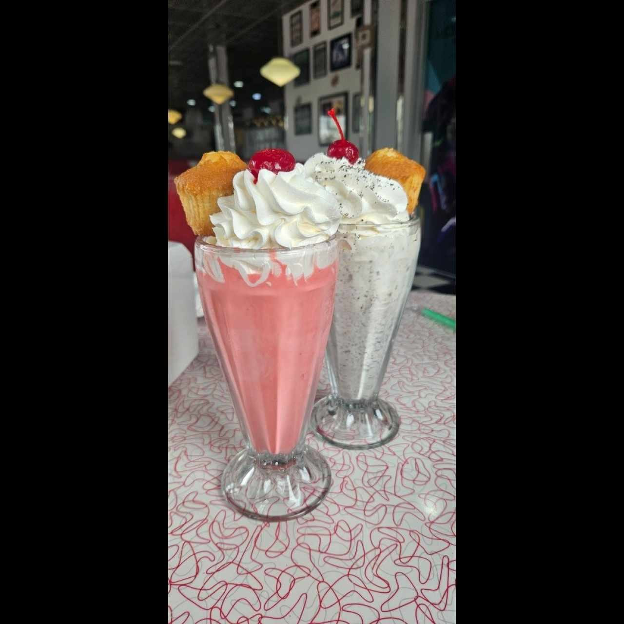 batido de cerezas y oreo