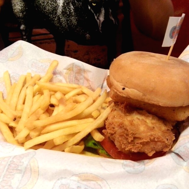 Mr. Bob Chicken Burger 