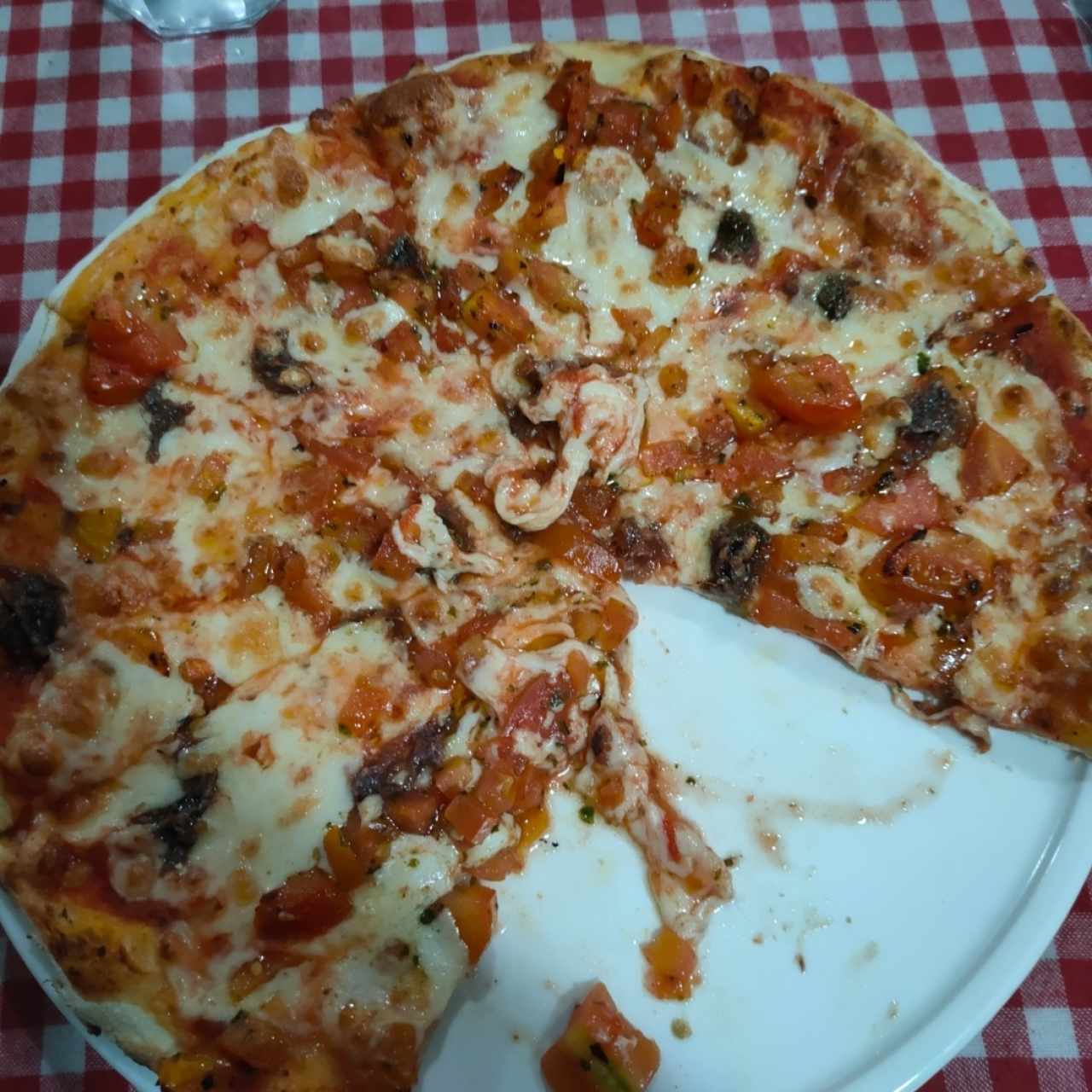 Pizza de primavera con anchoas