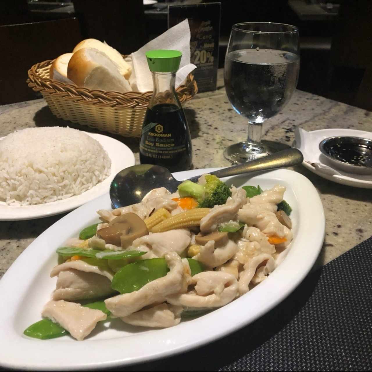 Salteado de pollo