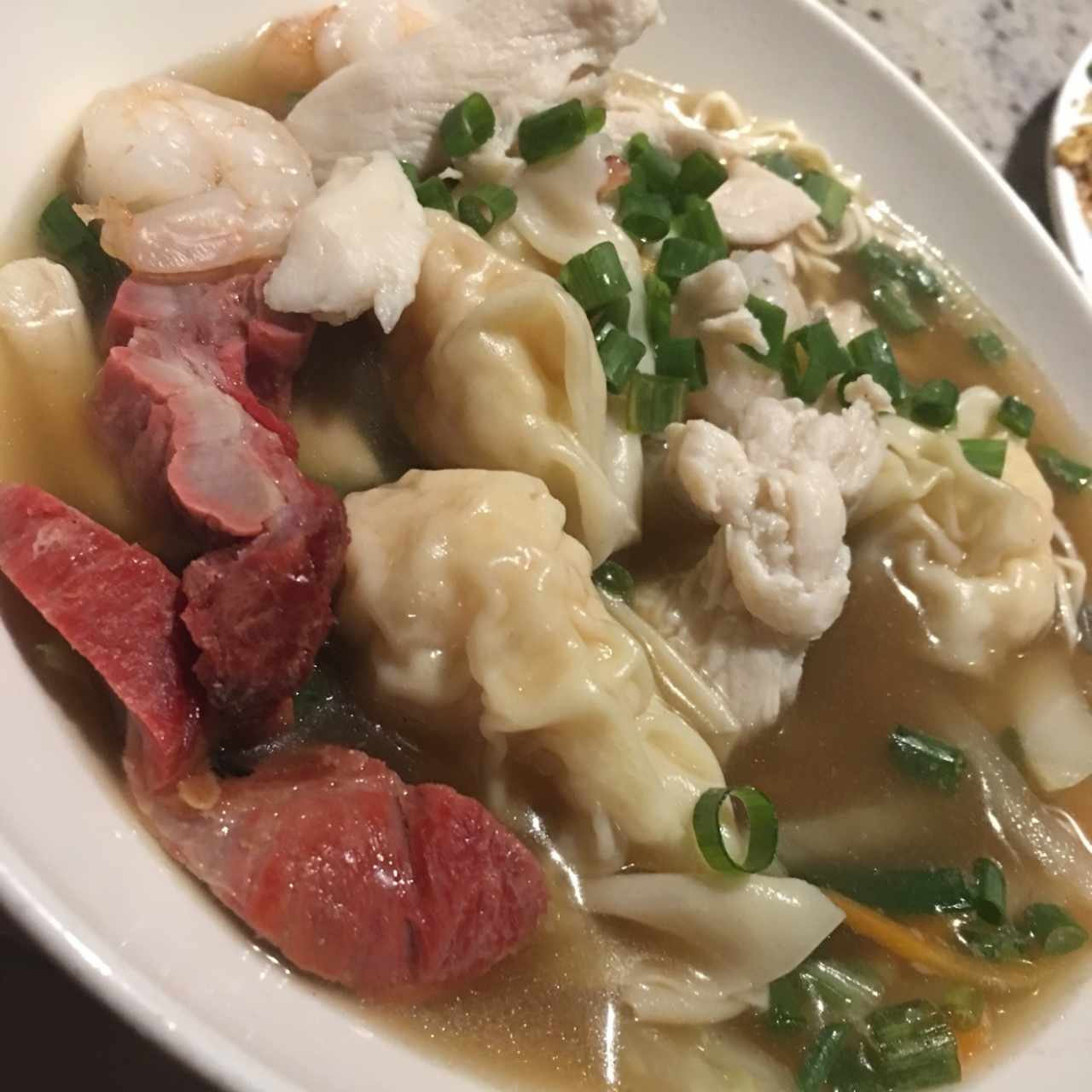 sopa de wanton