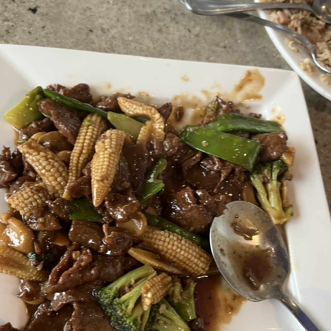 Carne con vegetales