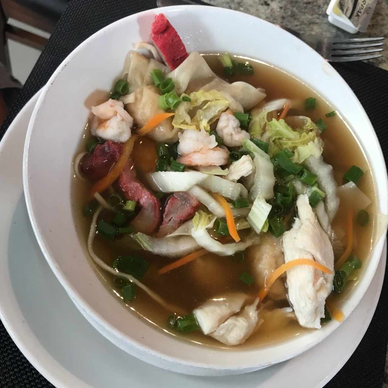 Sopa de wanton