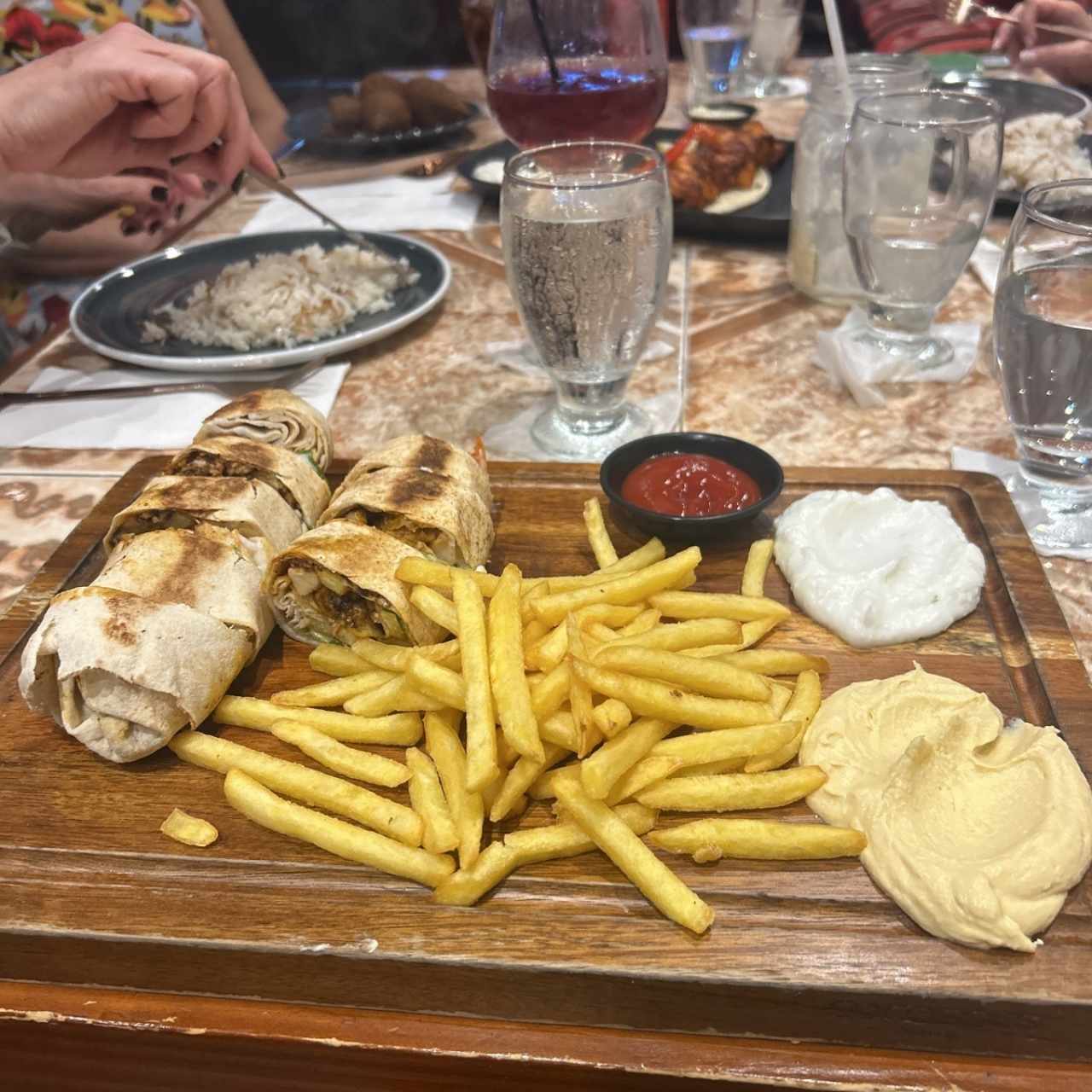 Platos Fuertes - Shawarma de Pollo