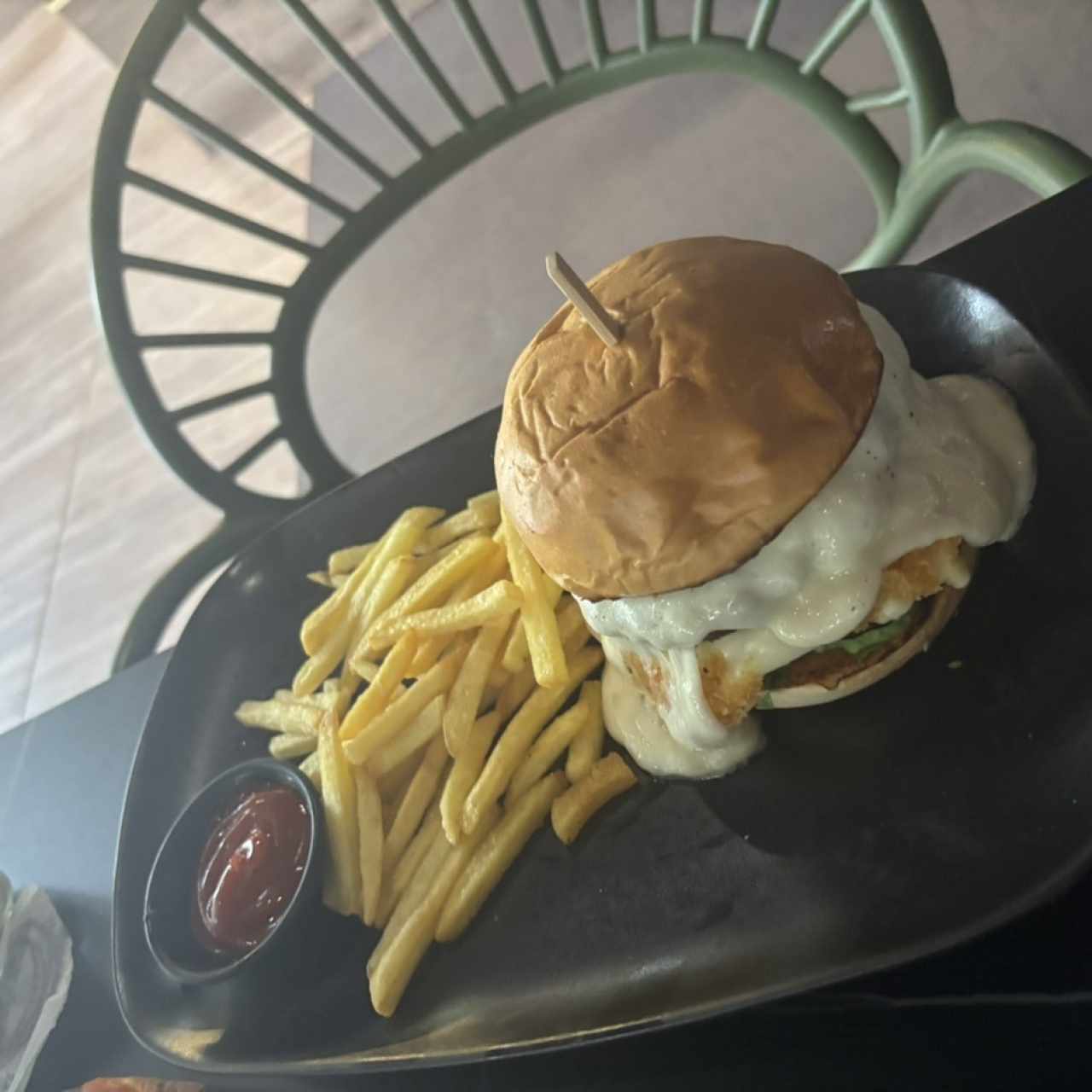 El Americano Loco Burger