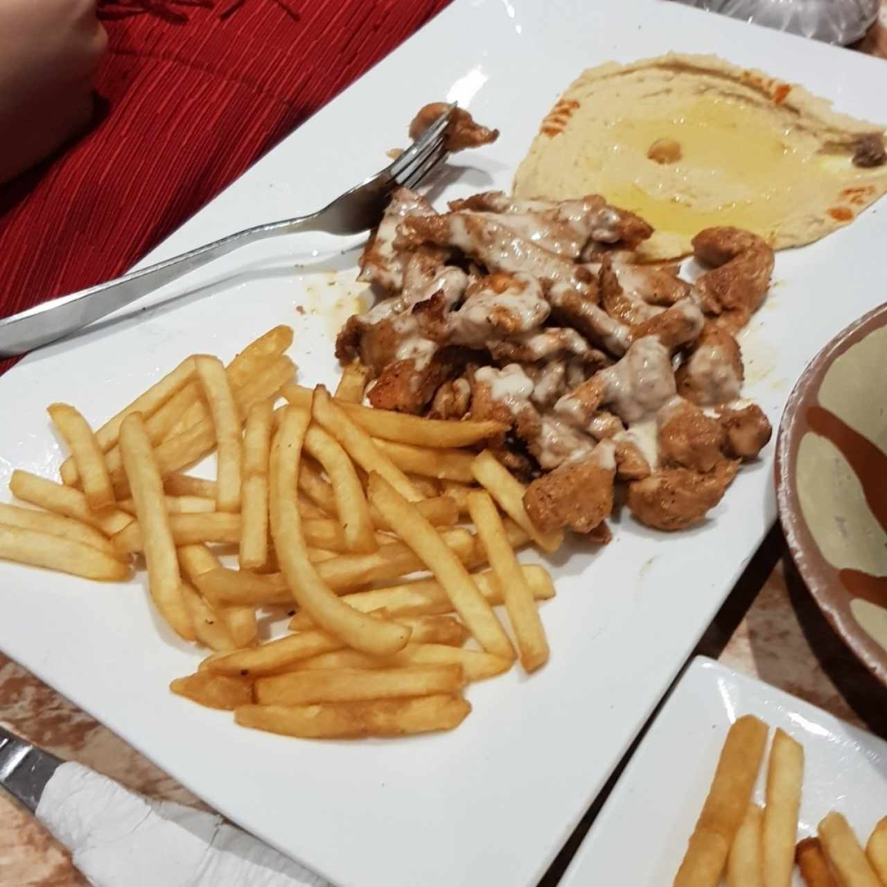 Platos Fuertes - Shawarma de pollo