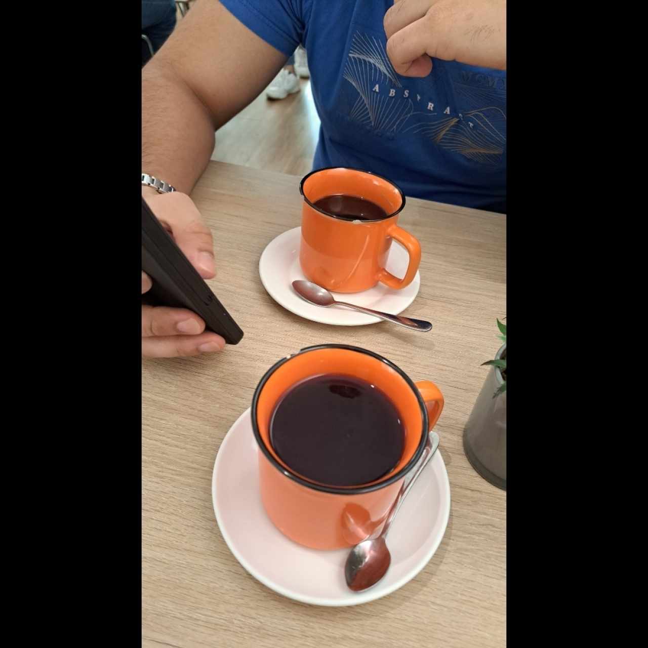 CAFÉS - Americano
