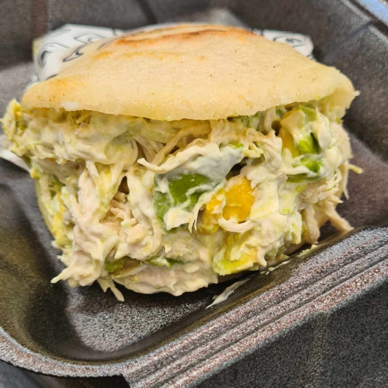 Arepa Reina Pepiada