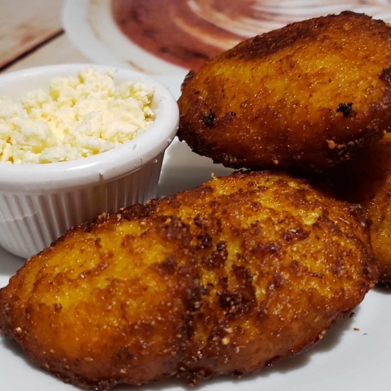 Torrejitas de maíz con queso blanco del país 