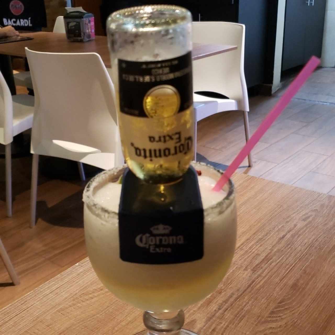 Margarita coronada