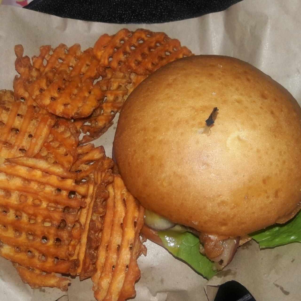 Beacon Cheese Burger 