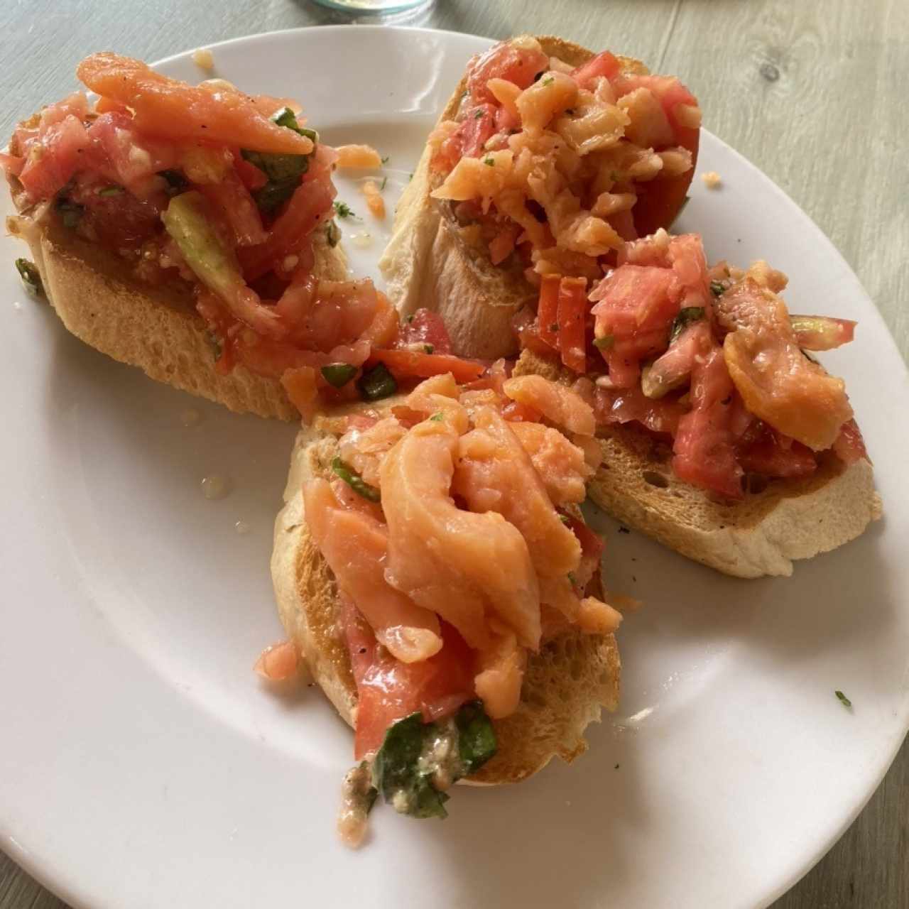 Entradas - Bruschetta de Salmón