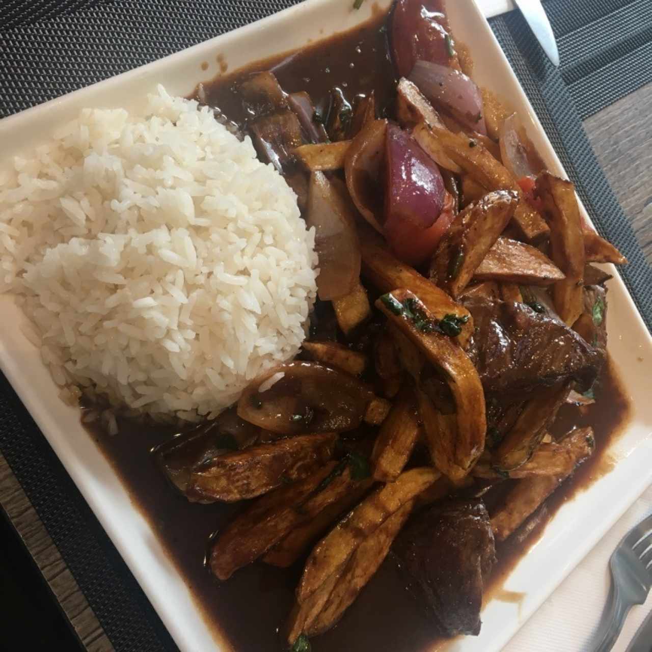 Lomo Saltado