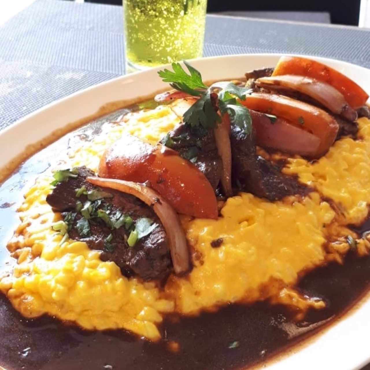 Risotto de aji con Lomo Saltado