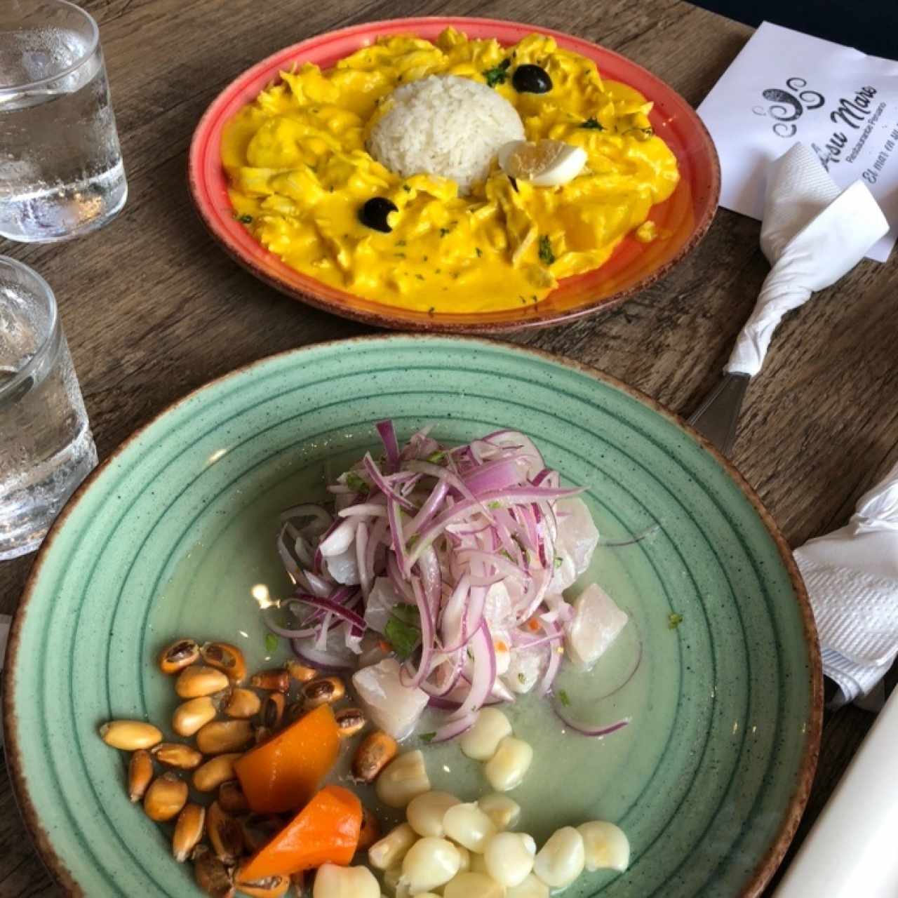 TÍPICO - AJÍ DE GALLINA / Ceviche con leche de Tigre