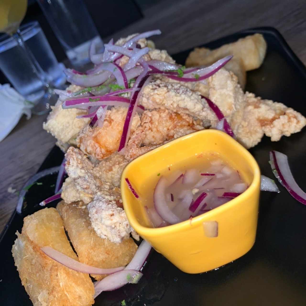 TÍPICO - JALEA DE MARISCOS