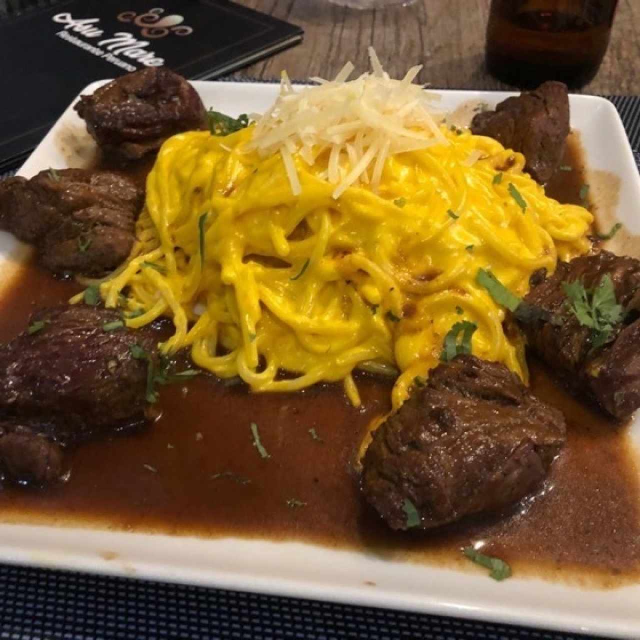 TALLARIN A LA HUANCAÍNA (FILETE DE RES/POLLOS/MARISCOS)