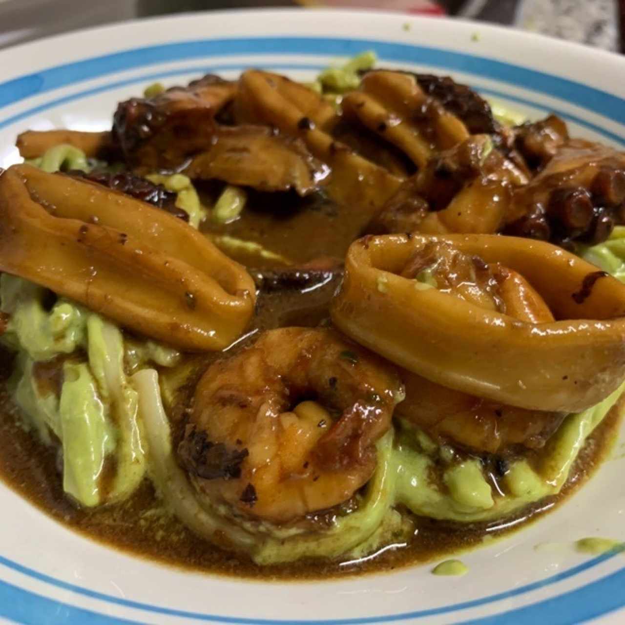 TALLARÍN VERDE (FILETE DE RES/POLLOS/MARISCOS)