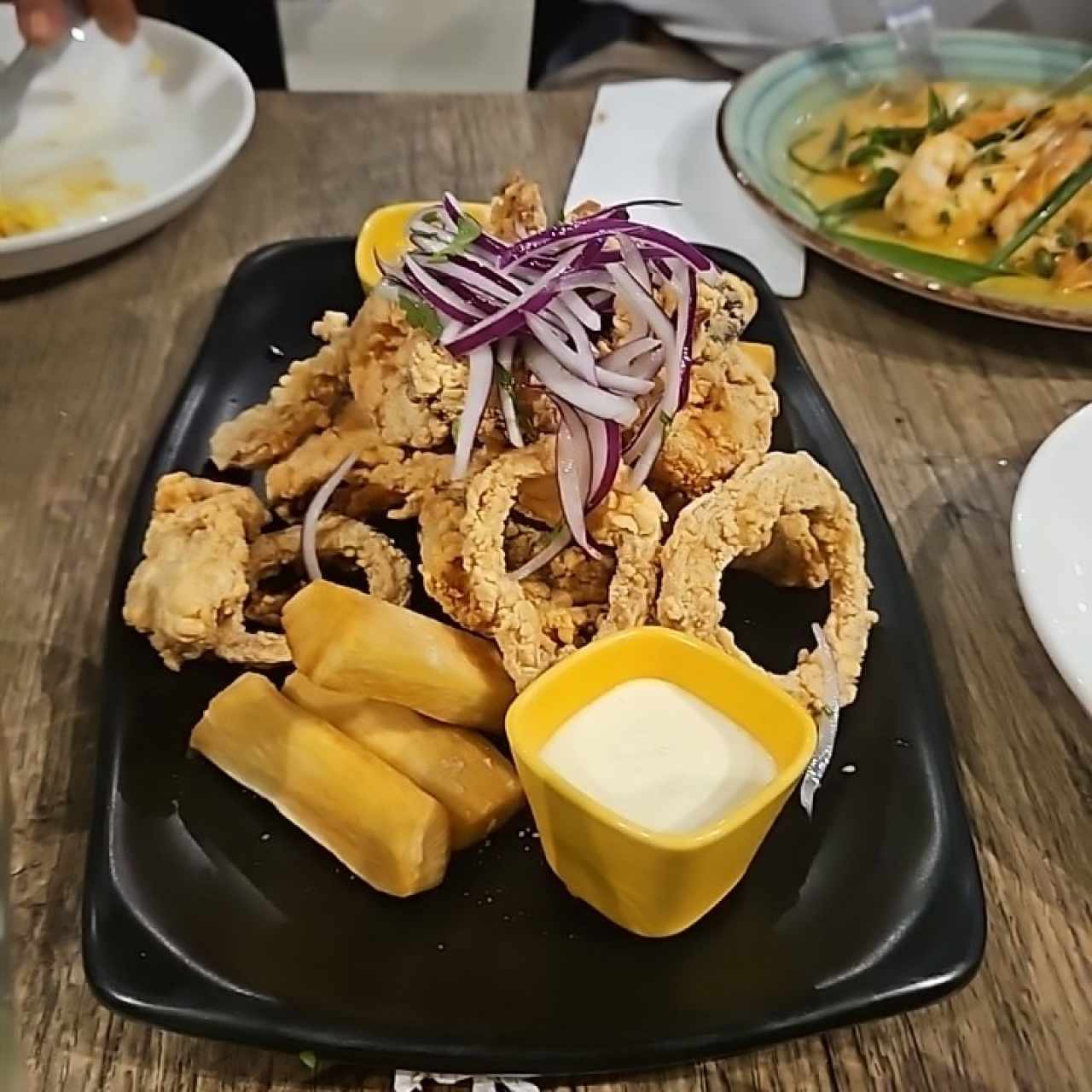 TÍPICO - JALEA DE MARISCOS