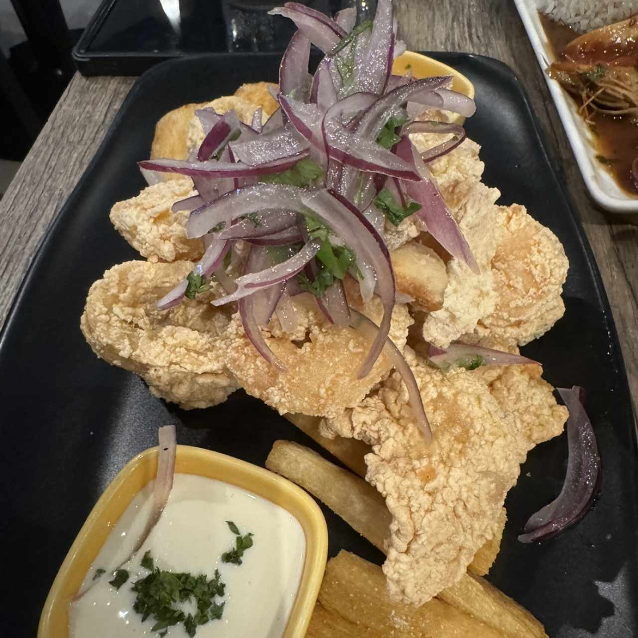 TÍPICO - JALEA DE MARISCOS