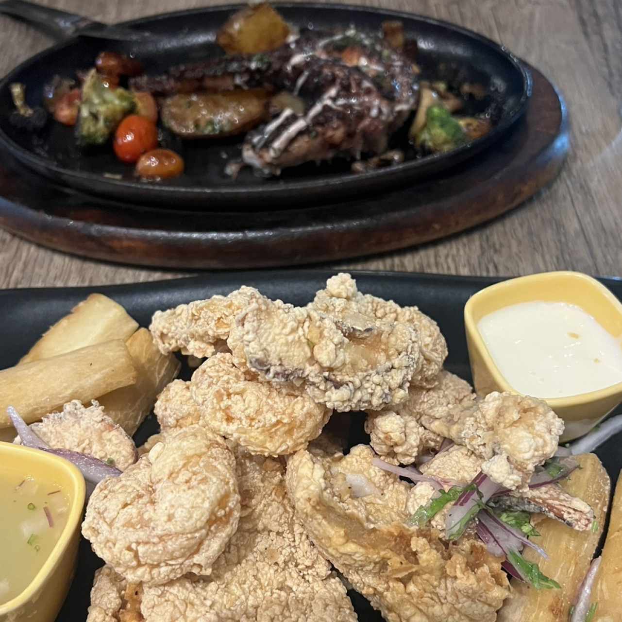 TÍPICO - JALEA DE MARISCOS
