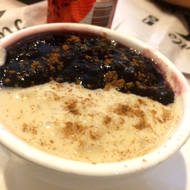 Mazamorra de maiz morado y arroz con leche