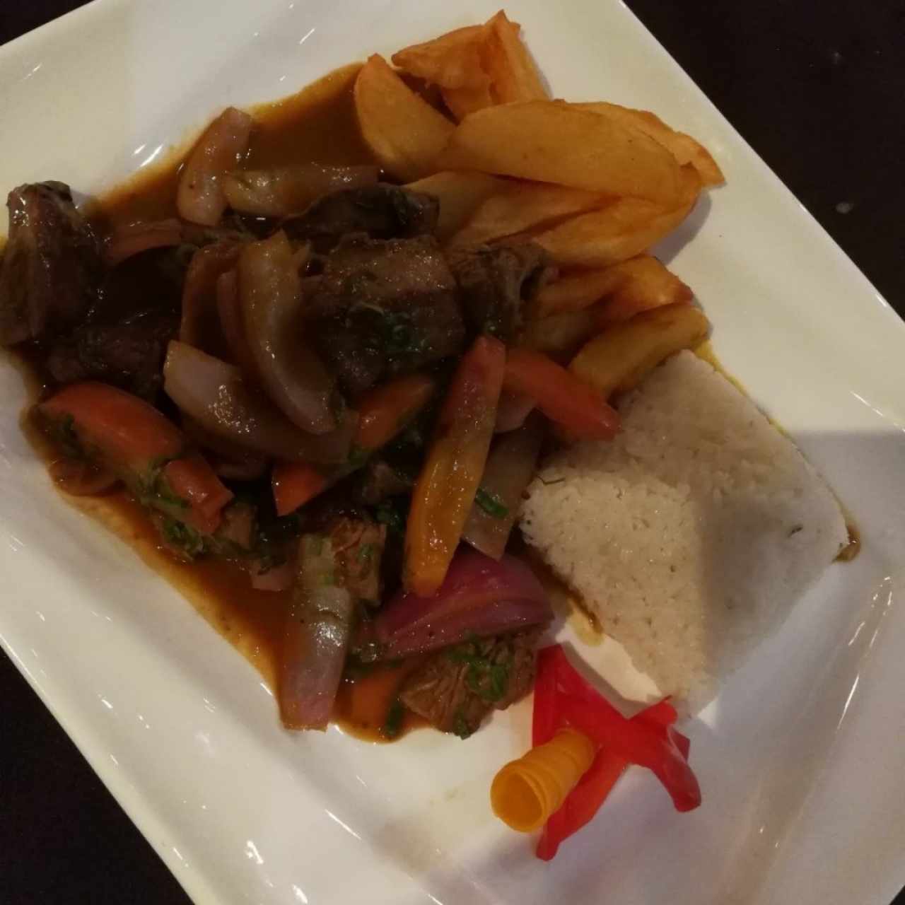 lomo saltado 